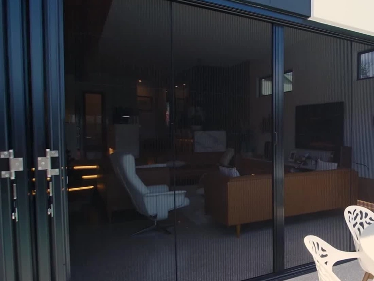 Batıkent Menteşeli Sineklik Estetik ve Şıklık