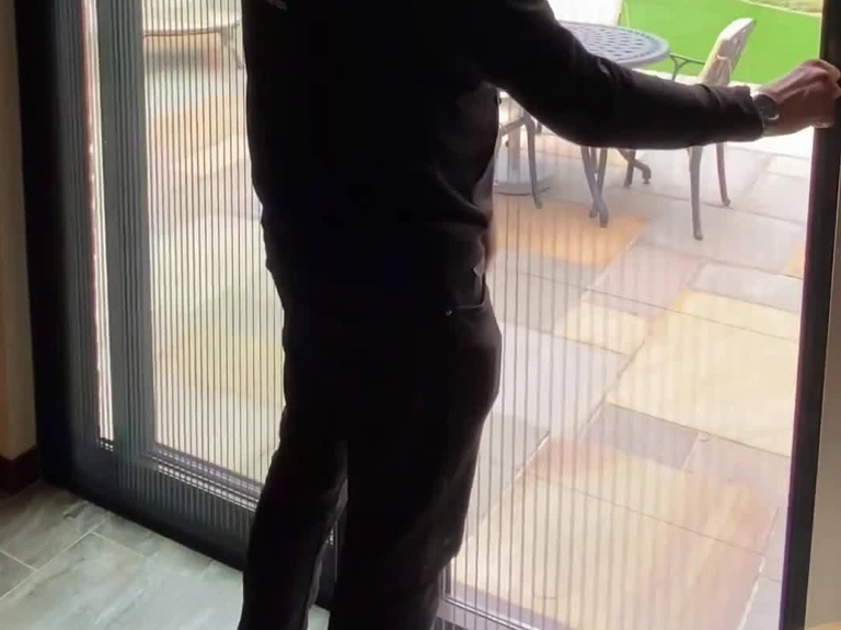 Batıkent Menteşeli Sineklik Sineklere Elveda Deyin